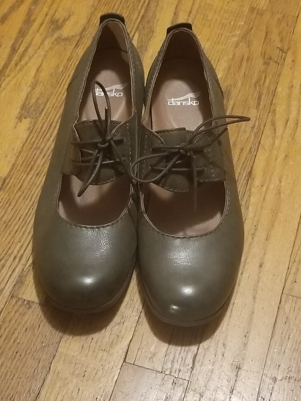 Dansko Larose Womens Olive Green Leather Lace Up Mary Jane Shoes in size 10 (41)